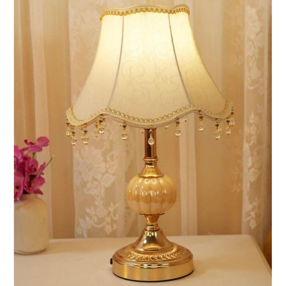 New European Vintage Fabric Floral Glass Plating Style 1-Light Table Lamp